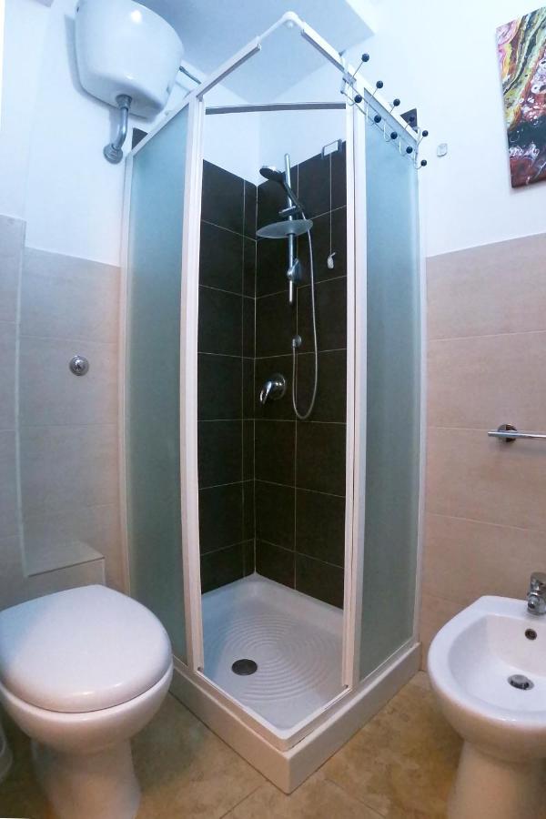 West Sardinia Apartments กาบราส ภายนอก รูปภาพ