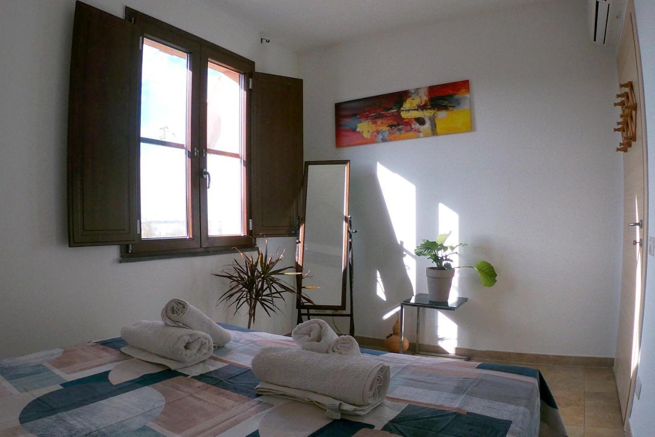 West Sardinia Apartments กาบราส ภายนอก รูปภาพ