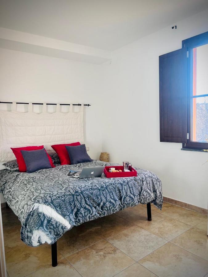 West Sardinia Apartments กาบราส ภายนอก รูปภาพ