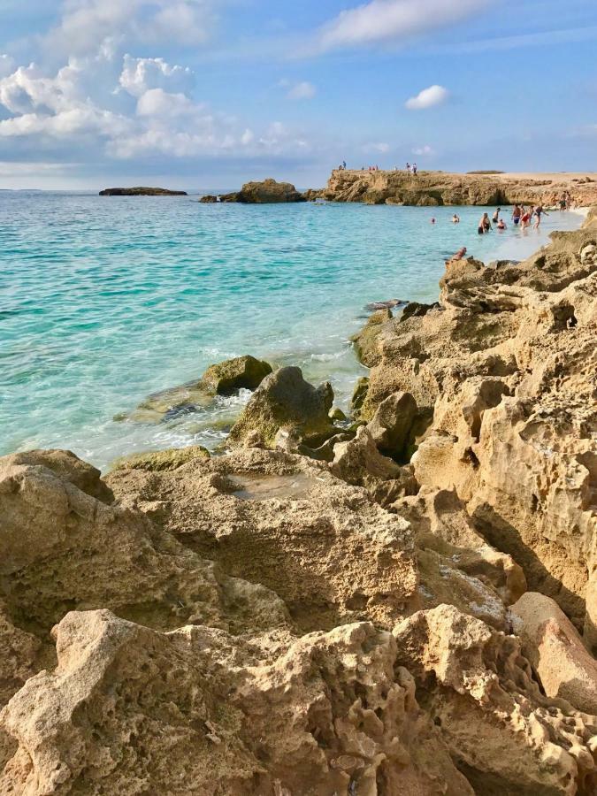 West Sardinia Apartments กาบราส ภายนอก รูปภาพ